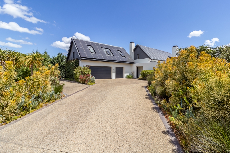 4 Bedroom Property for Sale in Pearl Valley at Val de Vie Western Cape